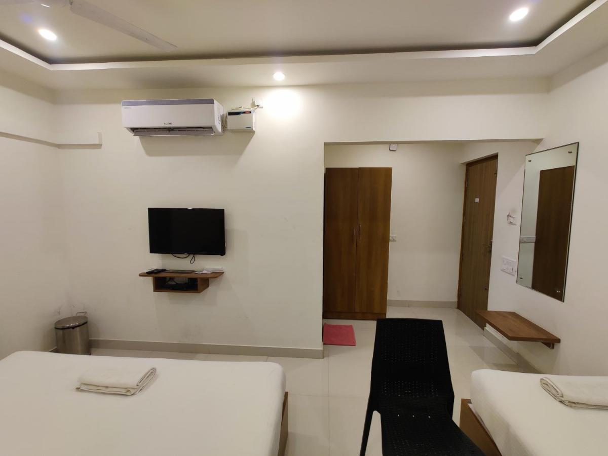 Hotel Airport City Dod Jala Экстерьер фото